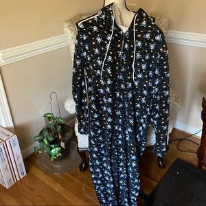 NWT Skull Halloween style snuggy onesie